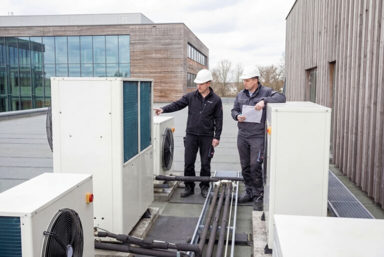 Gebouwen en installatie home | Gebouw verduurzamen: zo pak je het slim en gefaseerd aan | Stel...energiedaden