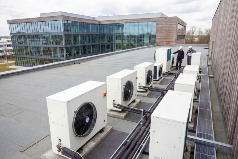 Verduurzamen zonder stilstand: zo houd je je gebouw operationeel | Stel...